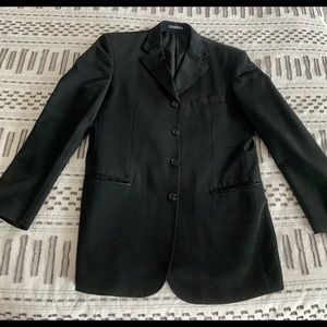 Used Men’s Vanetti Black Suit